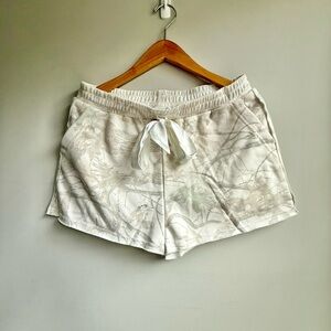 Supersoft Camo Lounge Shorts | Altar'd State | Size M NWT